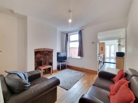 2 bedroom Terraced House for sale in Hartopp Road, Clarendon Park, Leicester