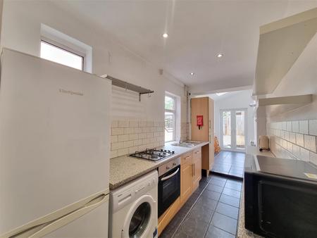 2 bedroom Terraced House for sale in Hartopp Road, Clarendon Park, Leicester