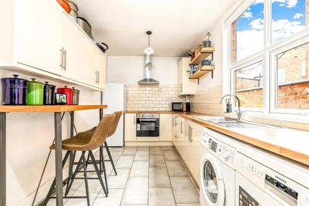 3 bedroom Terraced House for sale in Fleetwood Road, Clarendon Park