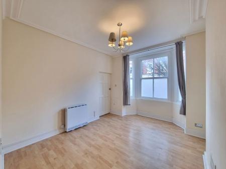 1 bedroom Property to let in St Albans Road, Leicester