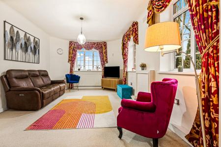 2 bedroom Apartment for sale in Stoneygate Court, Leicester