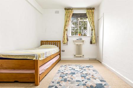 2 bedroom Apartment for sale in Stoneygate Court, Leicester