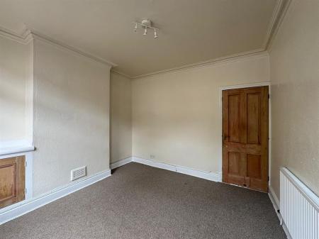 2 bedroom Terraced House for sale in Oxford Road, Leicester