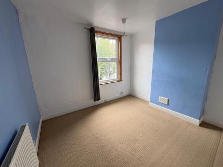 2 bedroom Terraced House for sale in Oxford Road, Leicester