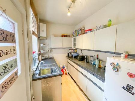 2 bedroom Terraced House for sale in Oxford Road, Leicester