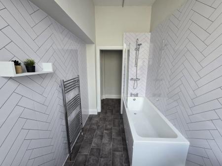 1 bedroom Property to let in Stoneygate Road, Stoneygate