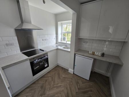 1 bedroom Property to let in Stoneygate Road, Stoneygate