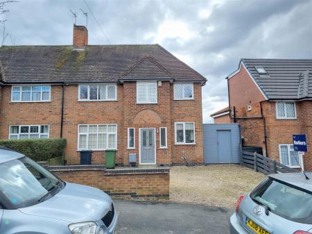 3 bedroom Semi-detached house for sale in Wicklow Drive, Leicester
