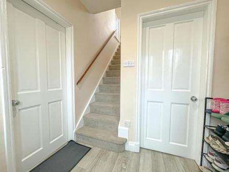 3 bedroom Semi-detached house for sale in Wicklow Drive, Leicester