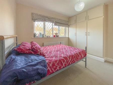 3 bedroom Semi-detached house for sale in Wicklow Drive, Leicester