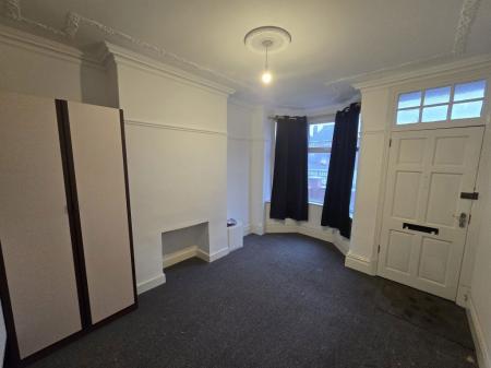 2 bedroom Property to let in Fosse Road North, Leicester