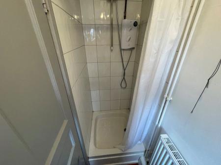 7 bedroom Property to let in Tennyson Street, Leicester