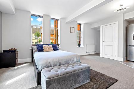 1 bedroom Flat for sale in 21 Wheatsheaf Court, Leicester