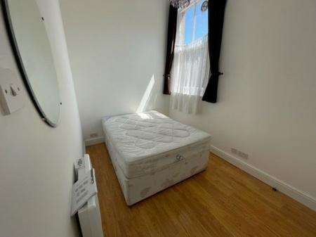1 bedroom Property to let in London Road, Stoneygate, Leicester