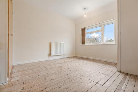 4 bedroom Semi-detached house for sale in Breedon Avenue, Wigston