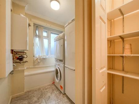 2 bedroom Apartment for sale in Dukes Drive, Leicester