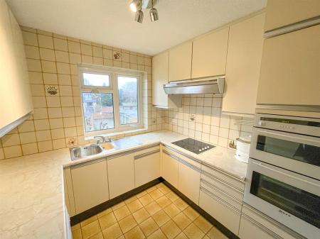 2 bedroom Apartment for sale in Dukes Drive, Leicester
