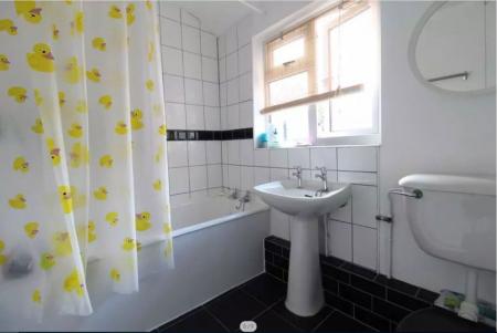 3 bedroom Property to let in Paget Street, Loughborough