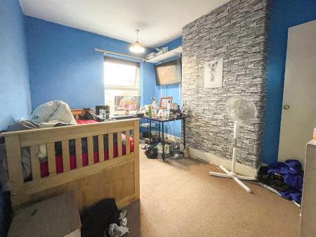2 bedroom Terraced House for sale in Knighton Fields Road East, Knighton Fields
