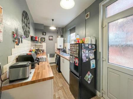 2 bedroom Terraced House for sale in Knighton Fields Road East, Knighton Fields