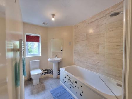 2 bedroom Property to let in Dairy Way, Leicester