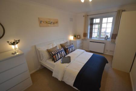 2 bedroom Property to let in Cedars Court, Leicester