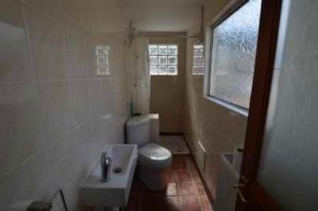 3 bedroom Property to let in Knighton Fields Road East, Leicester