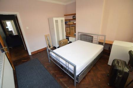 3 bedroom Property to let in Knighton Fields Road East, Leicester