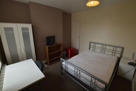 3 bedroom Property to let in Knighton Fields Road East, Leicester