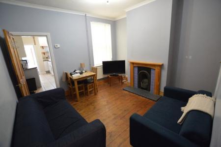 3 bedroom Property to let in Knighton Fields Road East, Leicester