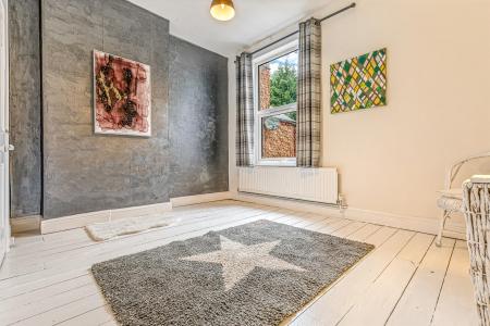 3 bedroom Terraced House for sale in Harrow Road, Leicester