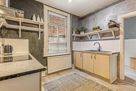 3 bedroom Terraced House for sale in Harrow Road, Leicester