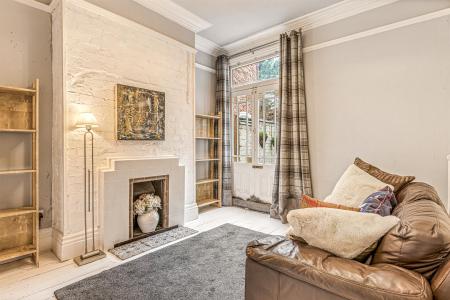 3 bedroom Terraced House for sale in Harrow Road, Leicester