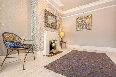 3 bedroom Terraced House for sale in Harrow Road, Leicester