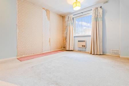 2 bedroom Apartment for sale in The Lawns, Stoneygate Road, Leicester