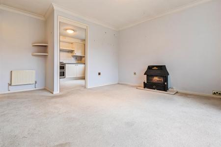 2 bedroom Apartment for sale in The Lawns, Stoneygate Road, Leicester