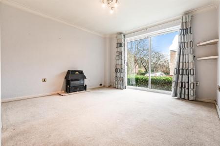 2 bedroom Apartment for sale in The Lawns, Stoneygate Road, Leicester