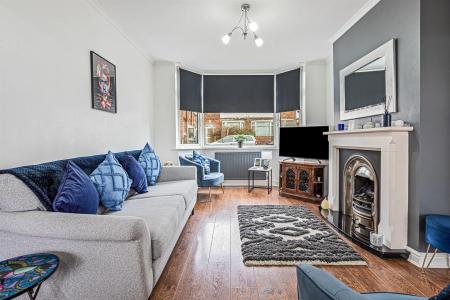 3 bedroom Semi-detached house for sale in Stanfell Road, Leicester