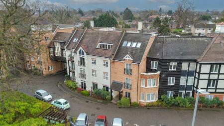 2 bedroom Apartment for sale in Hermitage Court, Honeywell Close, Oadby, Leicester