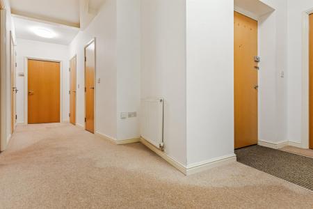 2 bedroom Apartment for sale in Hermitage Court, Honeywell Close, Oadby, Leicester