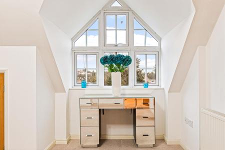 2 bedroom Apartment for sale in Hermitage Court, Honeywell Close, Oadby, Leicester