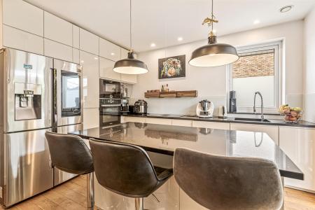 3 bedroom Bungalow for sale in Winders Way, Aylestone, Leicester