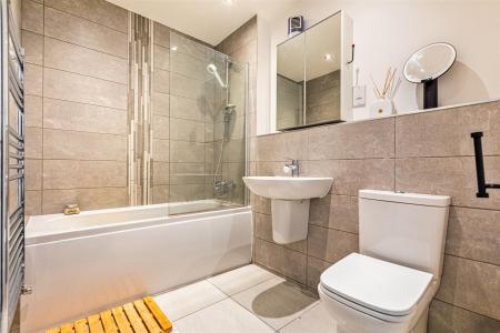 3 bedroom Apartment for sale in Cowper Street, Leicester