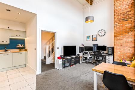 3 bedroom Apartment for sale in Cowper Street, Leicester