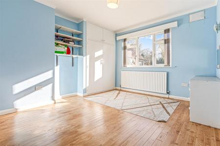 3 bedroom Detached bungalow for sale in Moreland Avenue, Leicester