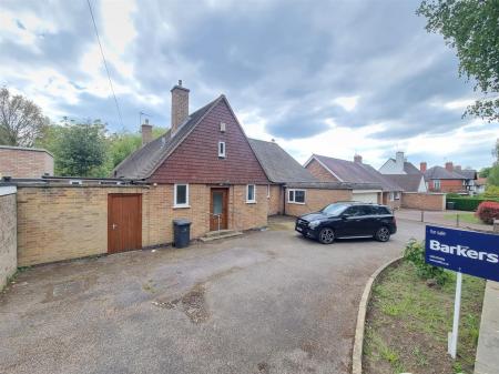 3 bedroom Detached bungalow for sale in Moreland Avenue, Leicester