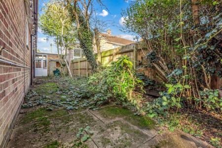 3 bedroom Detached bungalow for sale in Moreland Avenue, Leicester