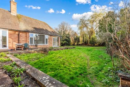3 bedroom Detached bungalow for sale in Moreland Avenue, Leicester