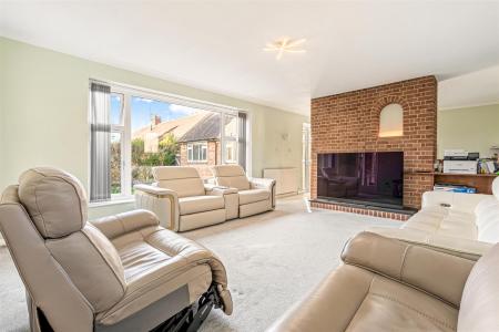 3 bedroom Detached bungalow for sale in Moreland Avenue, Leicester