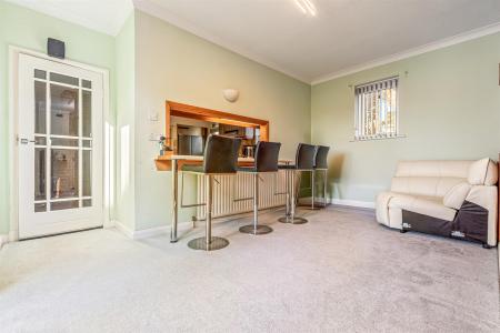 3 bedroom Detached bungalow for sale in Moreland Avenue, Leicester
